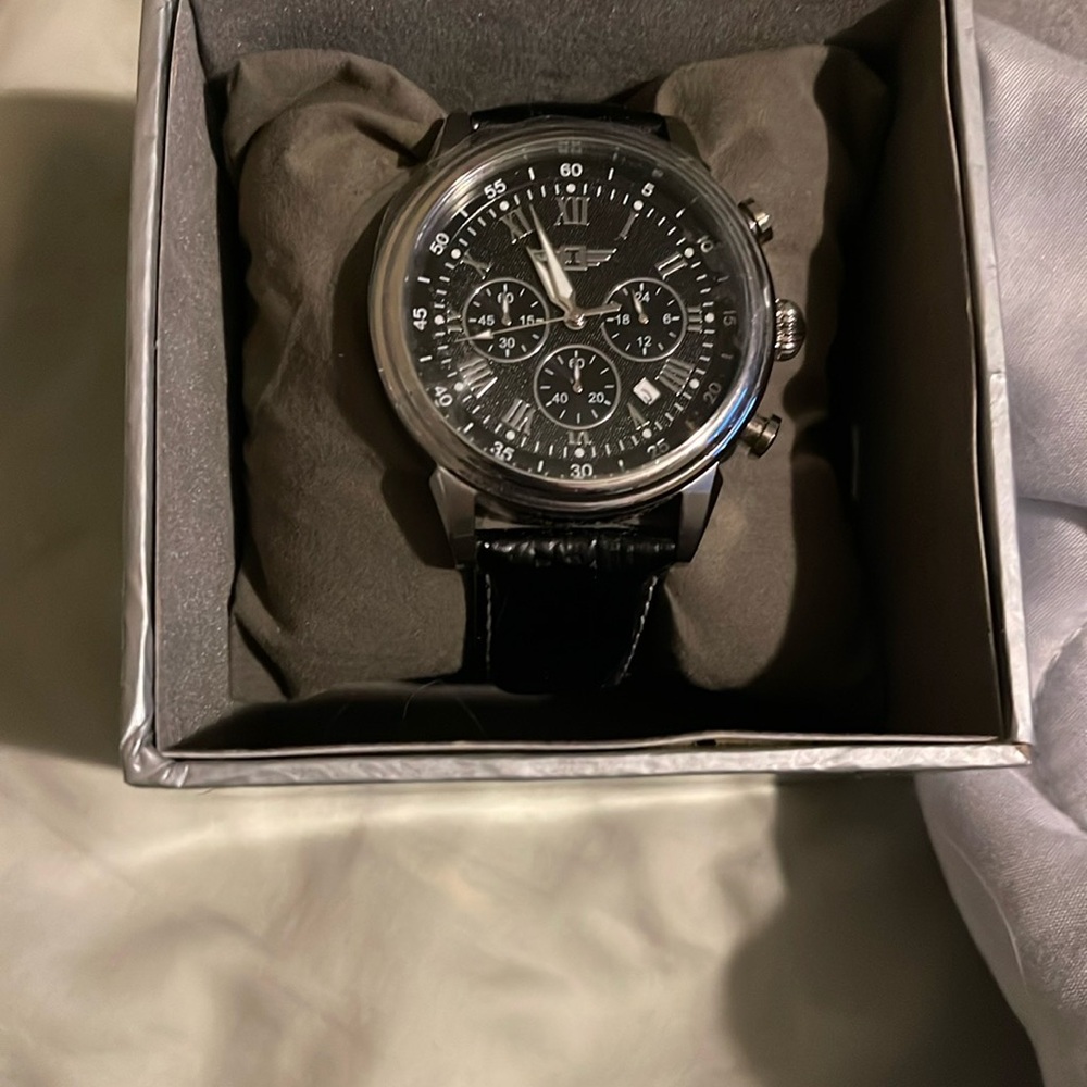 Invicta Men's Black and Silver Watch